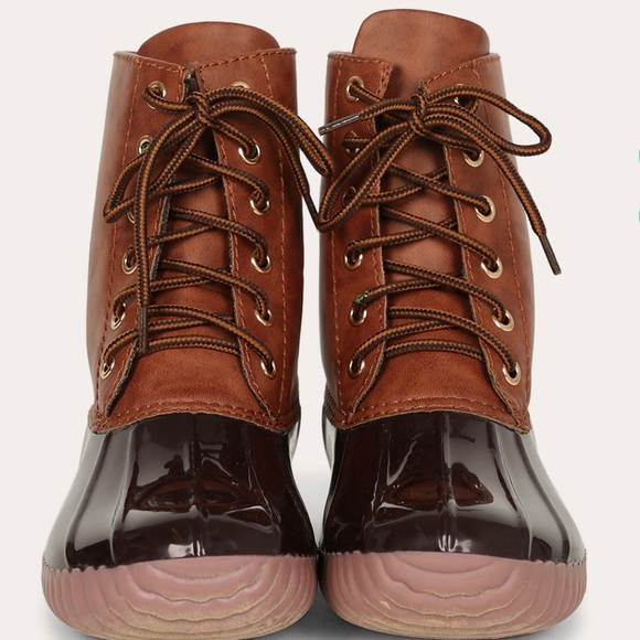 🎉NEW SIZES ADDED🎊 duck rain boot in BROWN - Picture 4 of 5